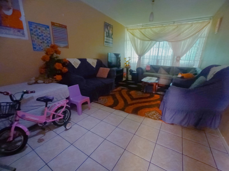 2 Bedroom Property for Sale in Potchefstroom North West